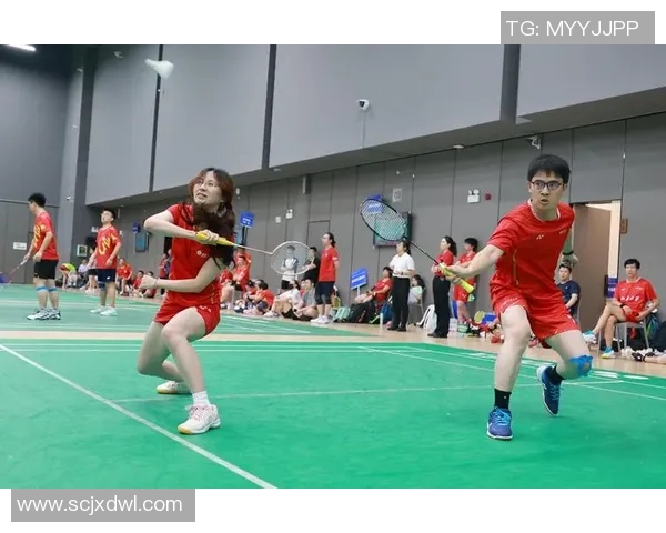 全国锦标赛回顾：广州羽毛球队展现出色速度与战术配合能力