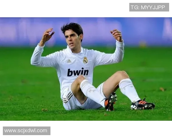 如何拍摄足球明星卡的完美照片技巧与注意事项分享