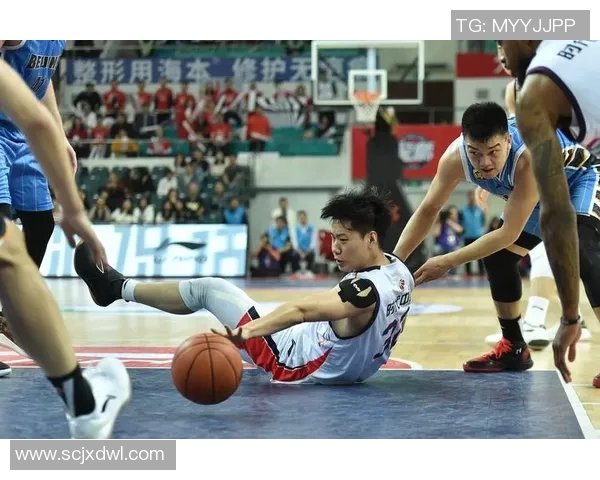 广州篮球队引领最新篮球战术TOP10榜单解析与前景展望 广州篮球队引领最新篮球战术TOP10榜单解析与前景展望